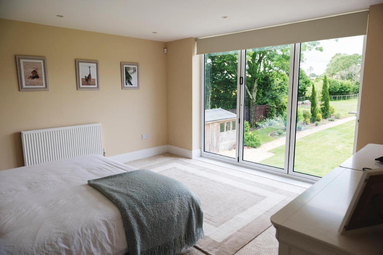 Large Country House - Hot Tub - Pool Table - Bbq - 5 Bedrooms - Log Burner Three Legged Cross Eksteriør bilde